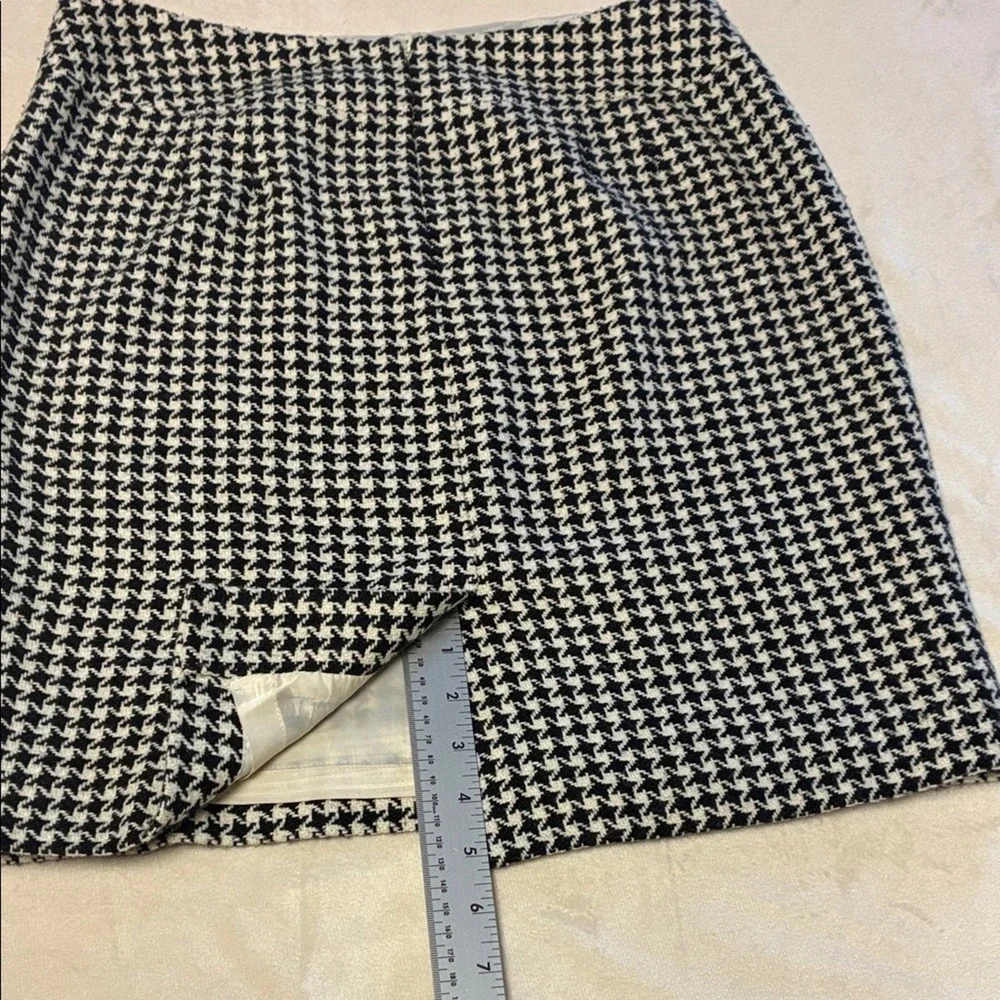 LOFT Black&White  City Classic  Preppy Twee Houndstooth Mini‎ Pencil Skirt